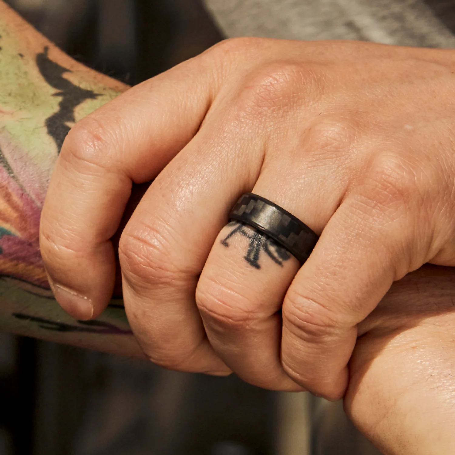 Ridge 8mm Beveled Ring Set - Carbon Fiber 3k - Image 3