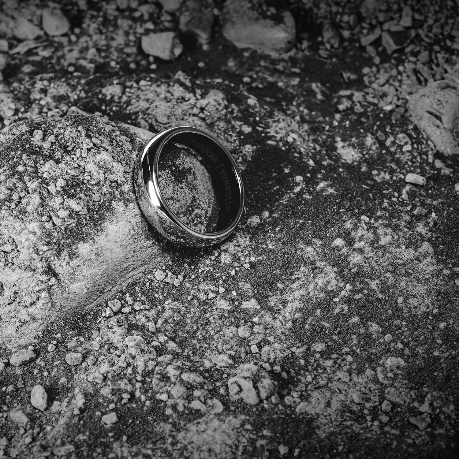 Ridge 6mm Rounded Ring Set - Platinum - Image 5